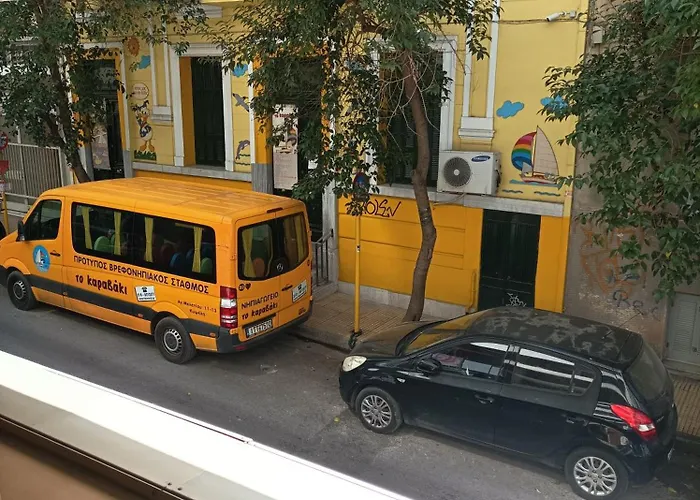 L&K Location Next To Center Of Athens